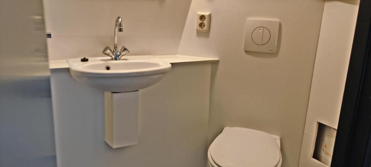 Hotelhuisje Warmenhuizen #D Экстерьер фото